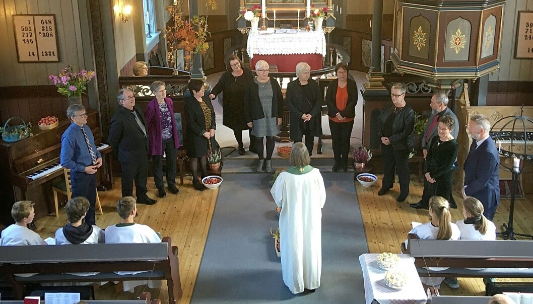 Sokneprest Kristin Strand presenterte 50-årsjubilantane. Sokneprest Kristin Strand presenterte 50-årsjubilantane.