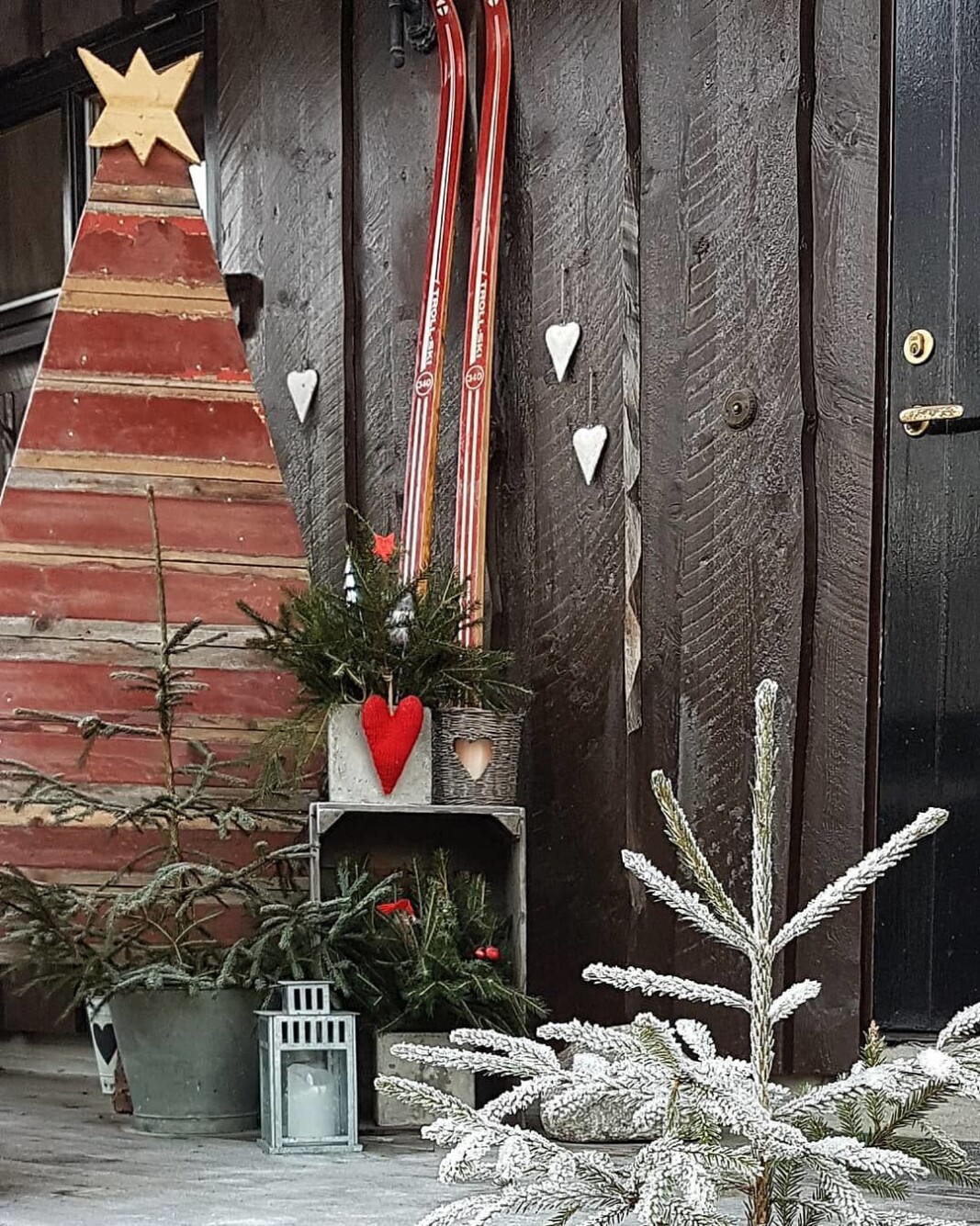 Takk november, velkommen desember. Ventetida er her og jeg har nedtelling til mine døtre kommer hjem på juleferie #advent #ventetid #rindal_tidtilåleve Takk november, velkommen desember. Ventetida er her og jeg har nedtelling til mine døtre kommer hjem på juleferie #advent #ventetid #rindal_tidtilåleve