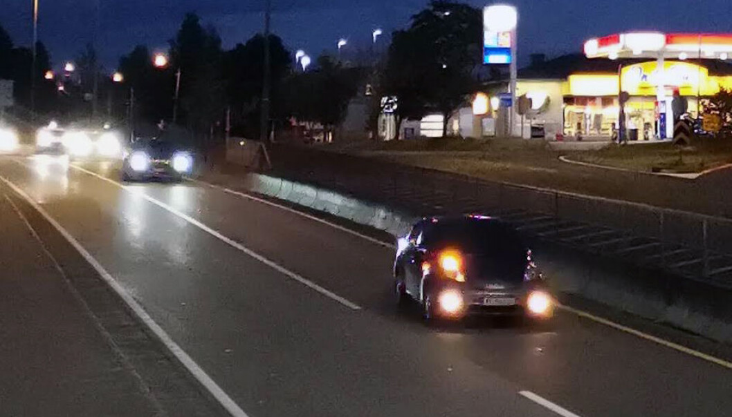 Det er ikke enkelt å skifte lyspærer på bilen lenger. Ikke vent med å dra på verkstedet når du oppdager at du mangler et eller flere lys. Det er ikke enkelt å skifte lyspærer på bilen lenger. Ikke vent med å dra på verkstedet når du oppdager at du mangler et eller flere lys.