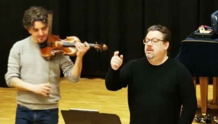 Erling og Alex , kjempeflinke og inspirerende motivatorer fra Trondheimsolistene . Nå er det bare å glede seg til konsert i Surnadal 8. januar 2021 Erling og Alex , kjempeflinke og inspirerende motivatorer fra Trondheimsolistene . Nå er det bare å glede seg til konsert i Surnadal 8. januar 2021