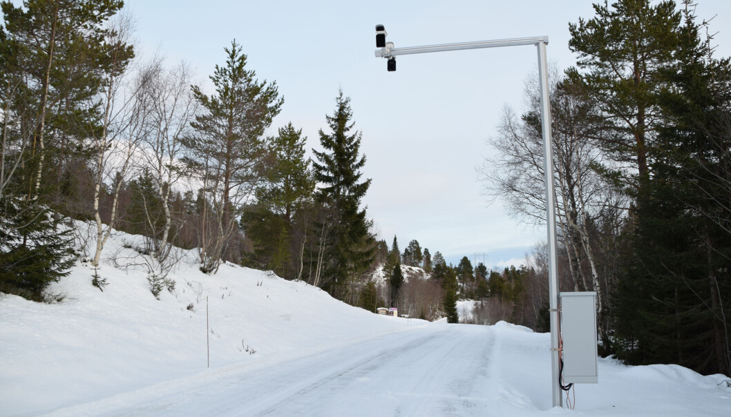 Her, rett før P!, registreres alle biler som kjører forbi. Her, rett før P!, registreres alle biler som kjører forbi.