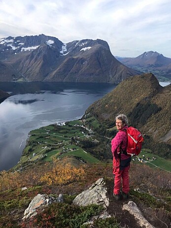 Irene i Urke, på tur til Egilbu. Irene i Urke, på tur til Egilbu.