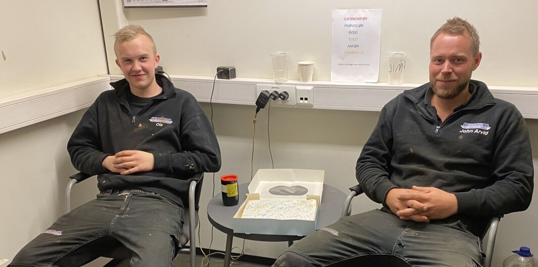 Ola Bolme og John Arvid Aamodt, Surnadal Lastebilverksted Ola Bolme og John Arvid Aamodt, Surnadal Lastebilverksted