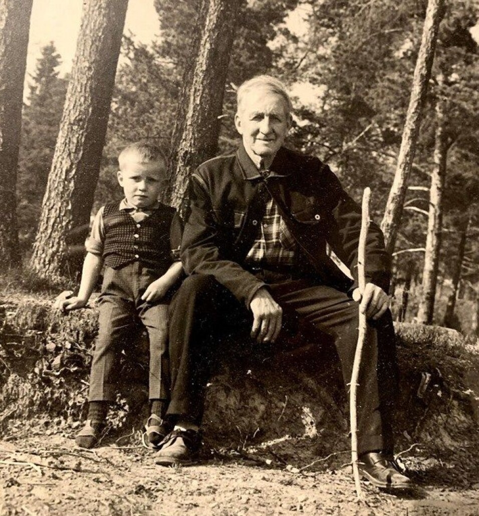 Even Børset Bolme og bestefar Even Børset fotografert på slutten av 60-tallet, på det området som nå blir Eventunet.