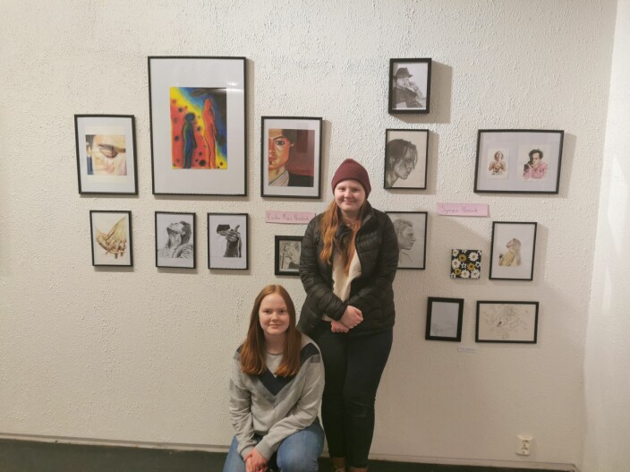 Søstrene Kirsten Marie og Synnøve Nordvik imponerer stort med tegninger og malerier