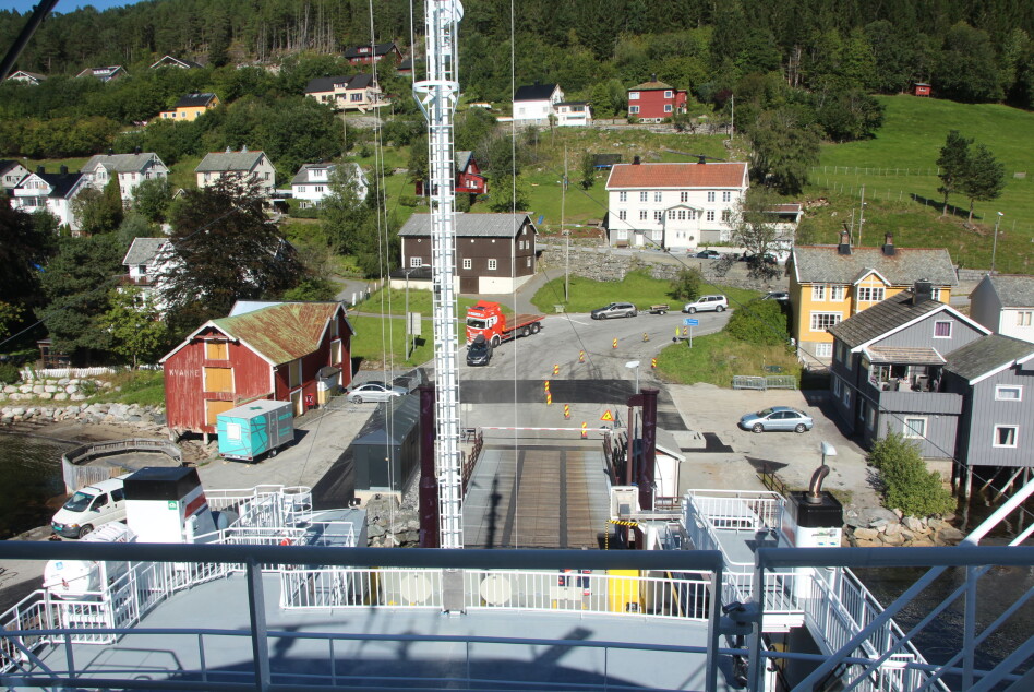 Kvanne ferjekai sett frå styrhuset på nyferja Stangvikfjord.