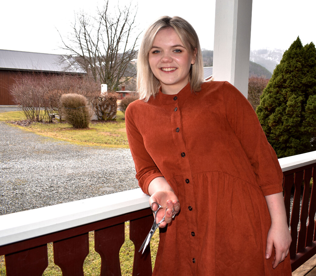 Elinor Sæterøy starter Sæterøy Frisør Elinor Sæterøy starter Sæterøy Frisør
