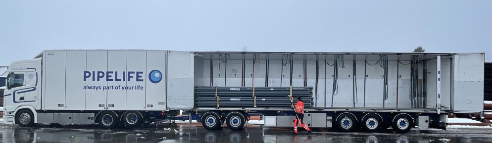 Ett av to nye modulvogntog på 25,5 meter. Surnadal Transport har bestilt tre til. Ett av to nye modulvogntog på 25,5 meter. Surnadal Transport har bestilt tre til.