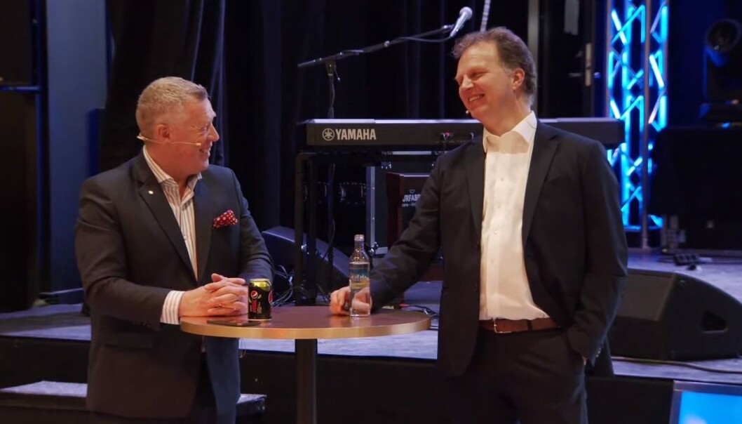 Odd Einar Folland (t.v.) og Allan Troelsen kunne mandag lansere SpareBank 1 Nordmøre, resultatet mellom sammenslåingen av SpareBank 1 Nordvest og Surnadal Sparebank. Odd Einar Folland (t.v.) og Allan Troelsen kunne mandag lansere SpareBank 1 Nordmøre, resultatet mellom sammenslåingen av SpareBank 1 Nordvest og Surnadal Sparebank.