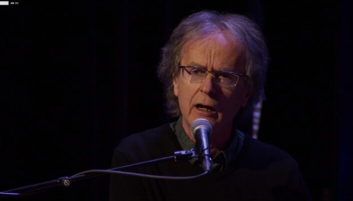 Henning Sommerro fremførte "Nordmørsminne". Henning Sommerro fremførte "Nordmørsminne".