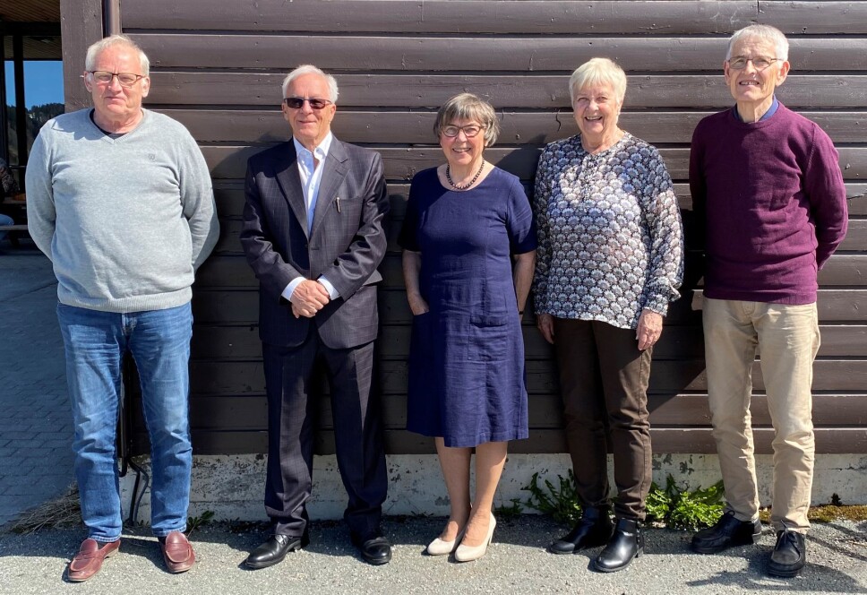 Det nye styret i Rindal pensjonistlag. F.v. Magne Løseth, Jostein Grytbakk, Helene Nergård, Johanne Løset og Oddvin Meland.