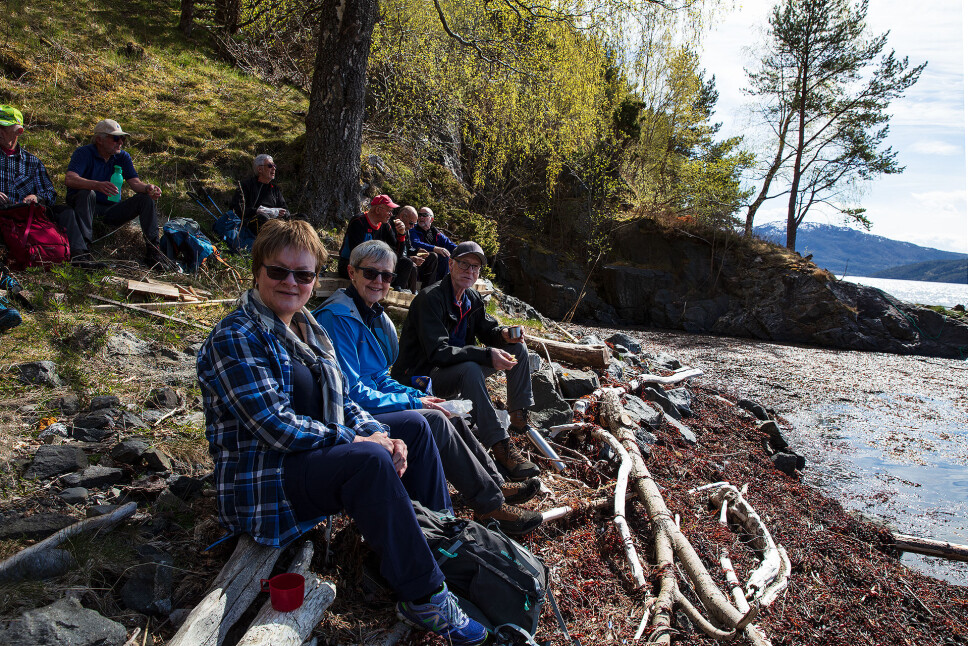 Ein god matpause i Kvalnesvika.