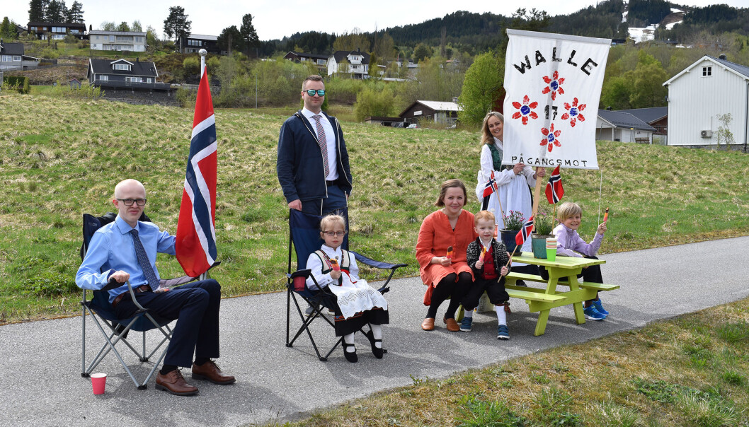 Torgeir Bøklepp (f.v), Annveig Bøklepp, Eirik Holsæter, Sophie Holsæter, Ludwig Holsæter, Vebjørn Bøklepp og Eva Henriette Bøklepp Torgeir Bøklepp (f.v), Annveig Bøklepp, Eirik Holsæter, Sophie Holsæter, Ludwig Holsæter, Vebjørn Bøklepp og Eva Henriette Bøklepp