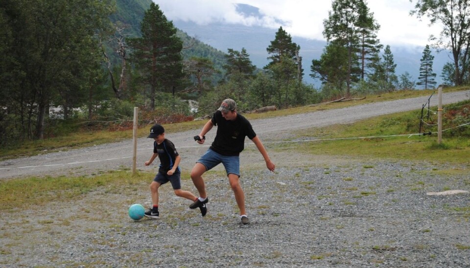 Sommarleirar i kyrkja sin regi