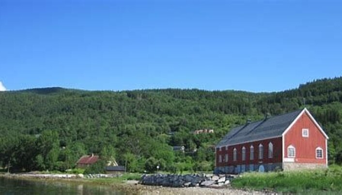 Bondhuset ligg vakkert til i Stangvik Bondhuset ligg vakkert til i Stangvik