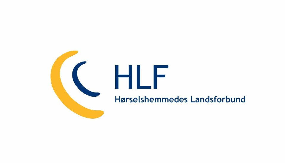 Logoen til Hørselshemmedes Landsforbund.
Den er gul og blå og 2 buer som former ett øre og ved siden av står det HLF