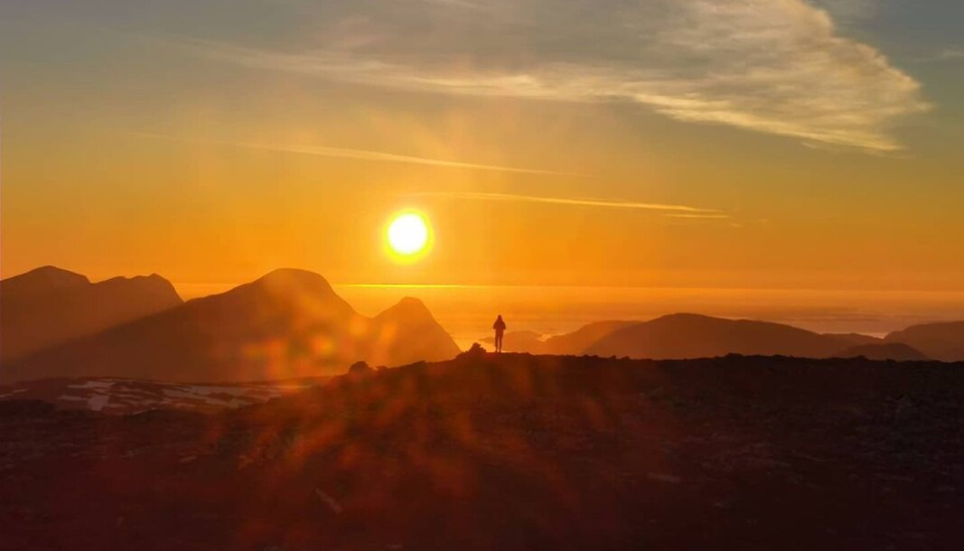 Fantastisk solnedgangstur på Hjelmen i går kveld. Fantastisk solnedgangstur på Hjelmen i går kveld.