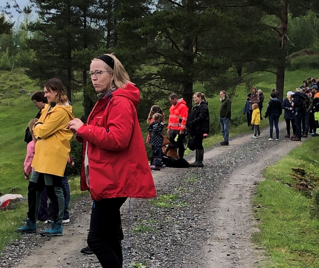 En del tilskuere hadde møtt opp. En del tilskuere hadde møtt opp.