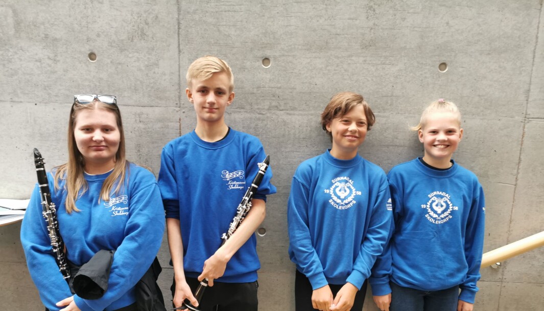 Samspill: Fra venstre Silje Lindèn og Johannes Tylden fra Kristiansund Skolekorps sammen med Magni Schei Hyldbakk og Nina Røen fra Surnadal Skolekorps Samspill: Fra venstre Silje Lindèn og Johannes Tylden fra Kristiansund Skolekorps sammen med Magni Schei Hyldbakk og Nina Røen fra Surnadal Skolekorps