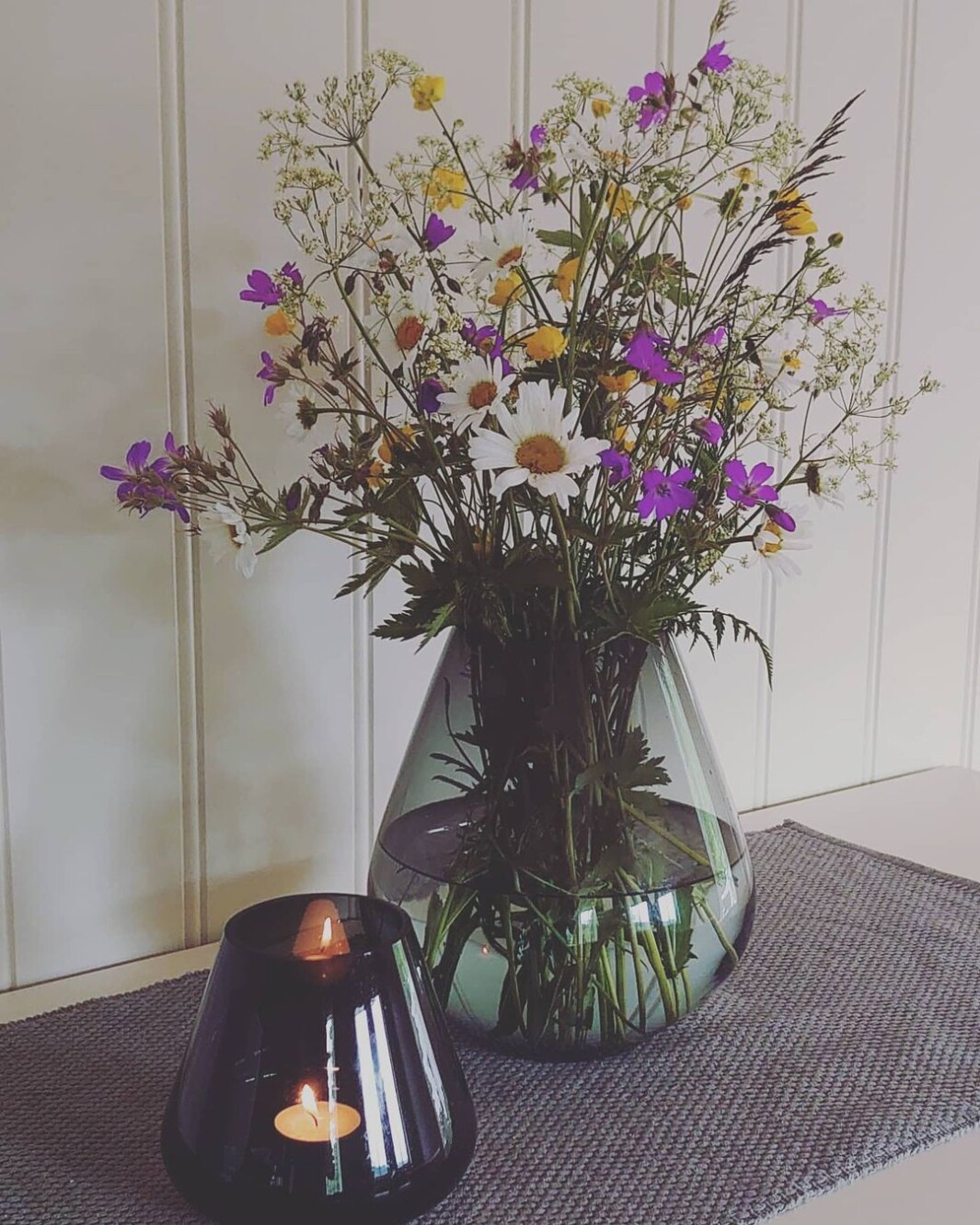 Sommerblomster plukker av små barnehender 🧡 Sommerblomster plukker av små barnehender 🧡