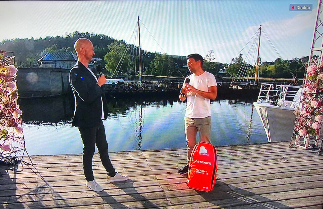 Programleder Terje Sporsem sammen med Nils-Ingar Aadne fra Ida Eides minnefond Programleder Terje Sporsem sammen med Nils-Ingar Aadne fra Ida Eides minnefond