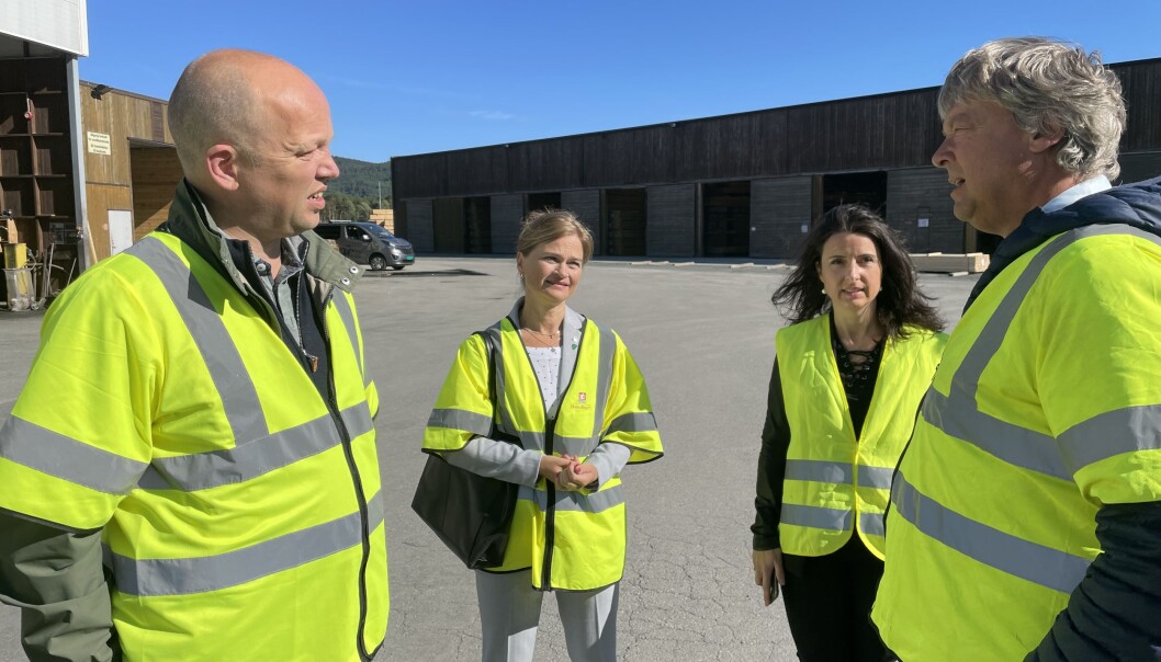Trygve Slagsvold Vedum (f.v.), Margrethe Svinvik, Jenny Klinge og Terje Talgø. Trygve Slagsvold Vedum (f.v.), Margrethe Svinvik, Jenny Klinge og Terje Talgø.