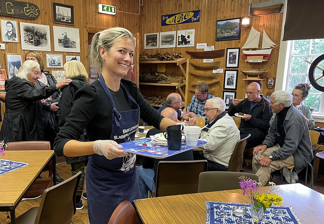 Gunnhild Vetleseter Bøe og dei andre i styret var dagens blide og påpasselege vertskap. Gunnhild Vetleseter Bøe og dei andre i styret var dagens blide og påpasselege vertskap.