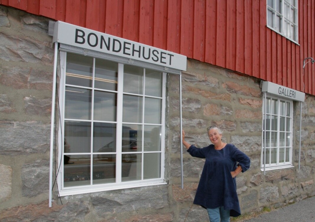 Brit Dyrnes er glad for å få til ei utstilling med stangvikmålarane Berit Anne Botten Røkkum, Rannveig Brøske og Anne Grete Kvendset. Brit Dyrnes er glad for å få til ei utstilling med stangvikmålarane Berit Anne Botten Røkkum, Rannveig Brøske og Anne Grete Kvendset.