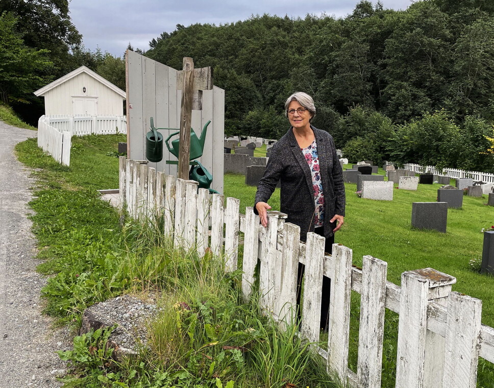- Vi vart ikkje ferdige under første økta i sommar, seier Randi Bøe i Åsskard sokneråd. – Men med godt oppmøte laurdag kjem vi i mål!