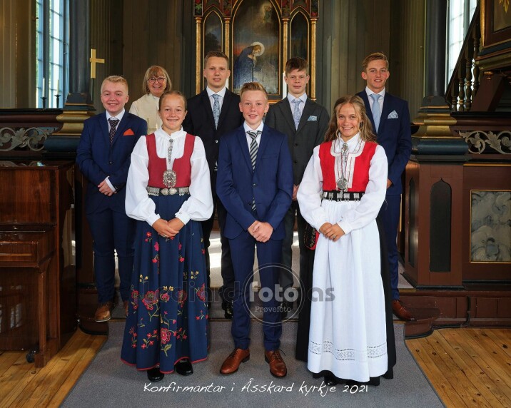 Konfirmanter i Åsskard kirke 2021