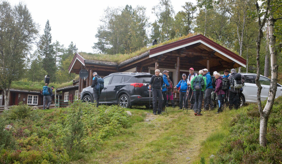 Vi begynte å gå fra Børsetsetra og hytta til Helge og Inger Sæther, som vi ser her.
