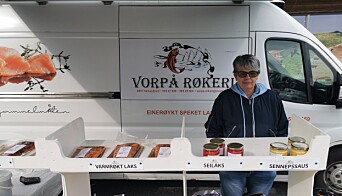 Bodil Hjeldnes ved Vårpå Røkeri Bodil Hjeldnes ved Vårpå Røkeri