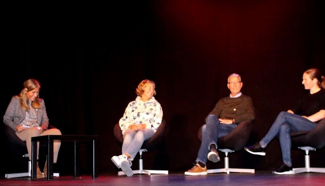 Ingvil Snøfugl (t.v.) leda samtalen mellom Berit Svendsen, Bård Benum og Kristin Mürer Stemland. Ingvil Snøfugl (t.v.) leda samtalen mellom Berit Svendsen, Bård Benum og Kristin Mürer Stemland.