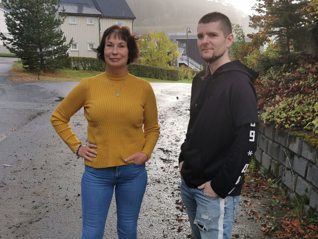 Psykiatrisk sjukepleier Anita Faksnes Melkild og erfaringskonsulent Petter Forberg Psykiatrisk sjukepleier Anita Faksnes Melkild og erfaringskonsulent Petter Forberg