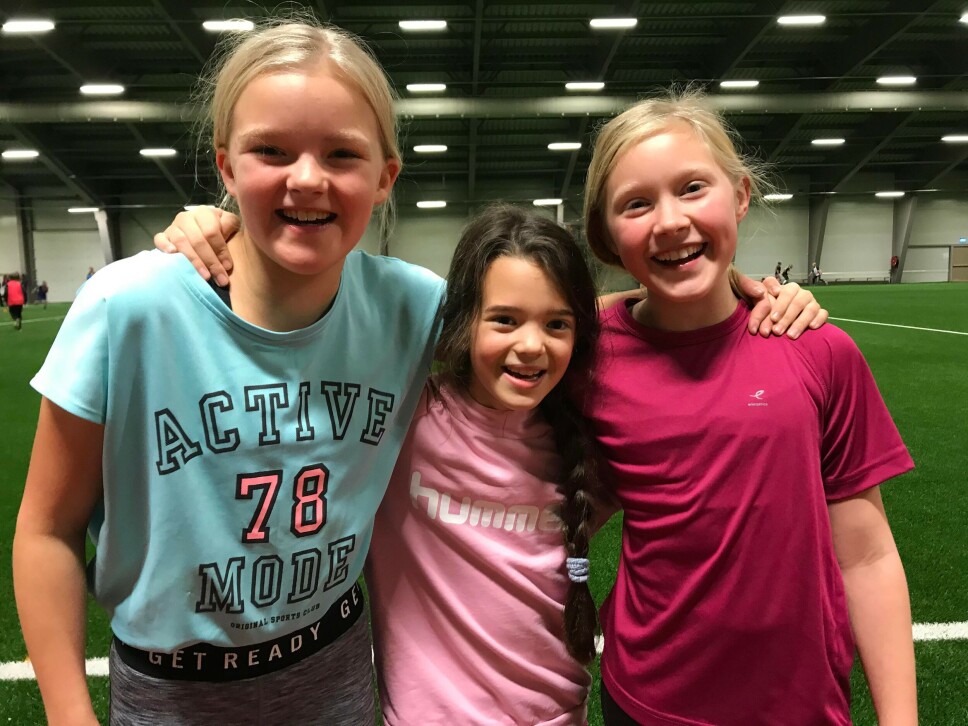 Tre spreke jenter på KM i trekamp, Anna Eriksen, Mia Iren Fosseide og Sofie Kooyman van Til.