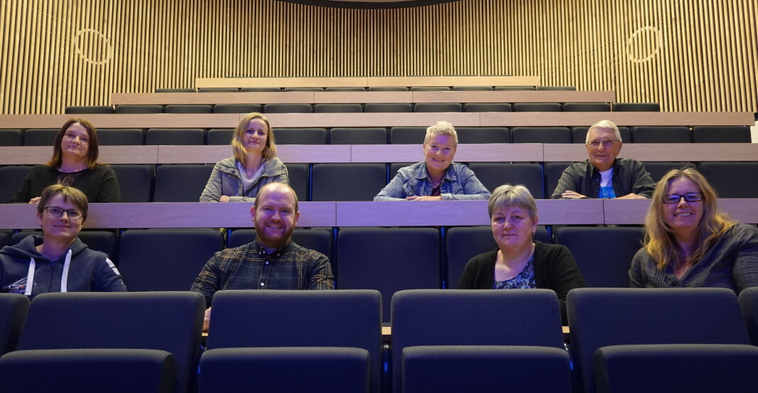 Bak f.v.: Mari Vattøy, Berit Synøv Fugelsøy, Britt Grete Moen og Ole Trygve Foseide. Framme f.v.: Eli Solvik, Øystein Hjelle Bondhus, Sigrid Skjølsvold og Gunhild Anne Hyldbakk. Bak f.v.: Mari Vattøy, Berit Synøv Fugelsøy, Britt Grete Moen og Ole Trygve Foseide. Framme f.v.: Eli Solvik, Øystein Hjelle Bondhus, Sigrid Skjølsvold og Gunhild Anne Hyldbakk.