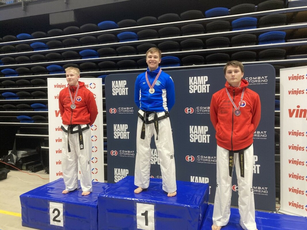 Kasper Elvenes med sølv, Ingebrigt Steinkjer frå Værnes med gull og Kristian Gjersvold med bronse i spesialteknikk Kasper Elvenes med sølv, Ingebrigt Steinkjer frå Værnes med gull og Kristian Gjersvold med bronse i spesialteknikk