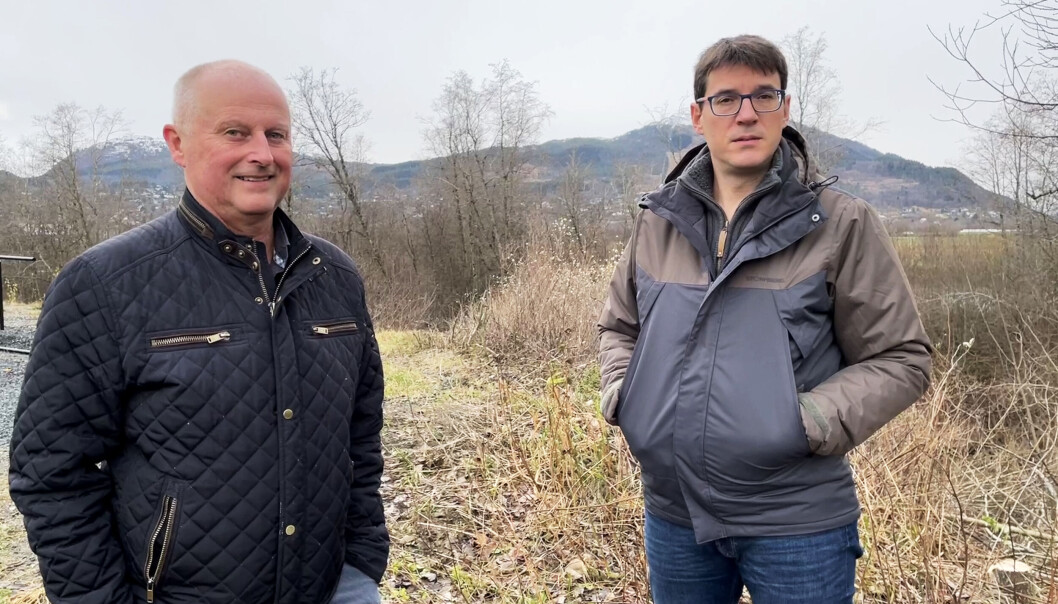 Kommunedirektør Knut Haugen og eier av Surnadal Camping Brekkøya, Gerald Grewe. Kommunedirektør Knut Haugen og eier av Surnadal Camping Brekkøya, Gerald Grewe.