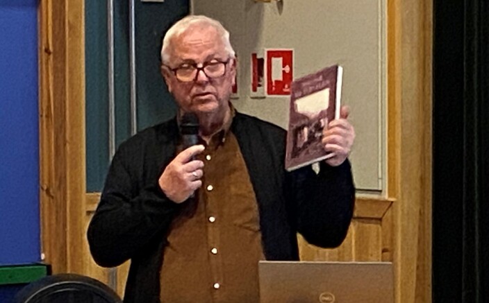 John Moe er leder i Todalen historielag. John Moe er leder i Todalen historielag.