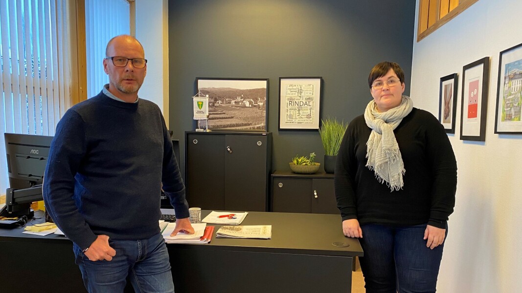 Kommunedirektør Mons Otnes og ordfører Vibeke Langli understreker at det er nødvendig å lette presset på kommunehelsetjenesten. Kommunedirektør Mons Otnes og ordfører Vibeke Langli understreker at det er nødvendig å lette presset på kommunehelsetjenesten.