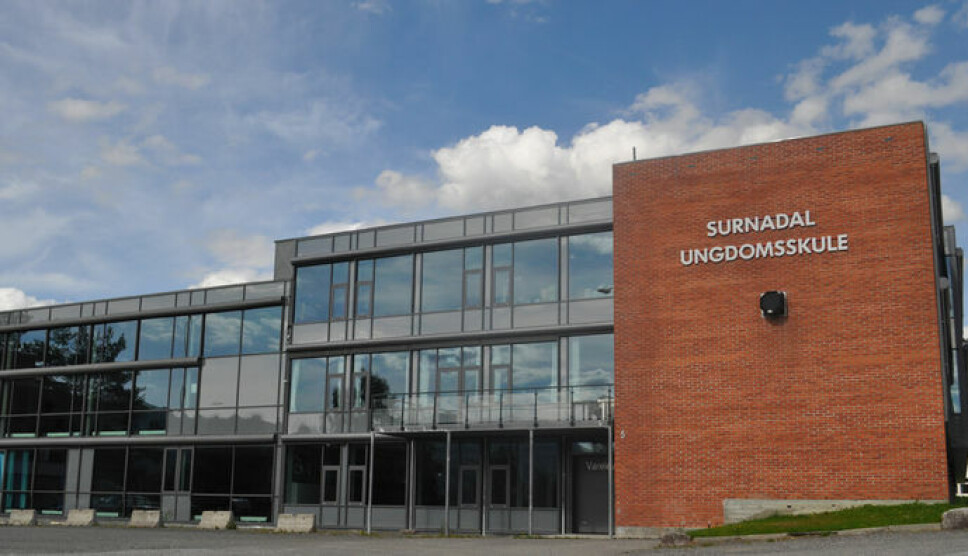 Skolene i Surnadal sendte alle elevene hjem