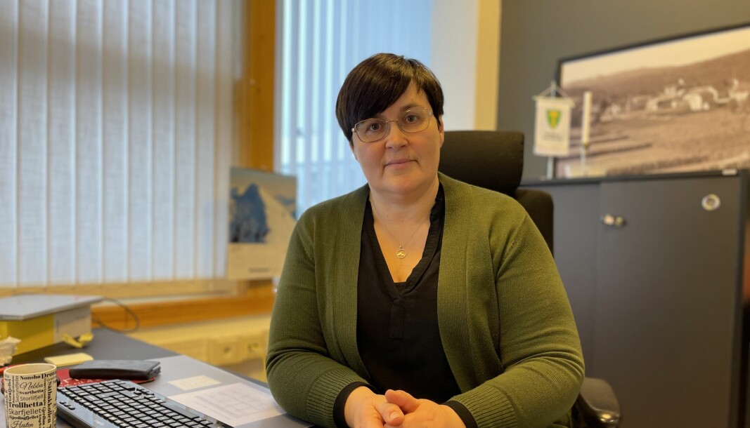 Ordfører Vibeke Langli i Rindal blir ny økonomisjef i Surnadal kommune.
