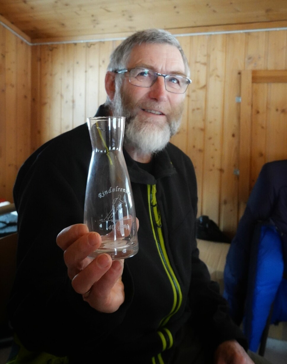 Inge Brønstad fikk glasspokal for 40 deltagelser. I tillegg fikk Åge Jonli, Steinar Gjøstøl og Geir Nergård plakett for 30 deltagelser. Åse Holtan Snekvik fikk glasspremie for 20 deltagelser.