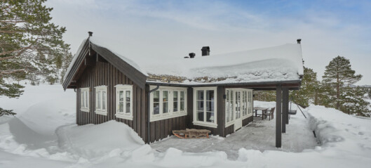 God pris for hytte i Helgetunmarka: 360.000 kroner over prisantydning
