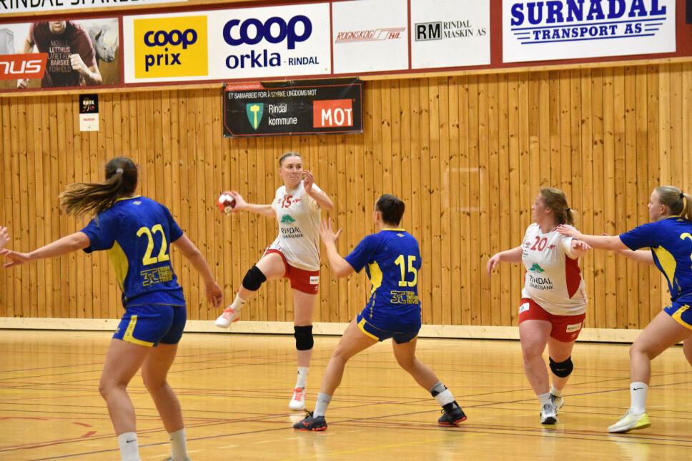 Hanna Saksen og Malin Gåsvand Løset