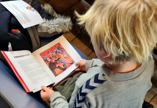 Evald Børset Risk var snar til å opne boka Evald Børset Risk var snar til å opne boka