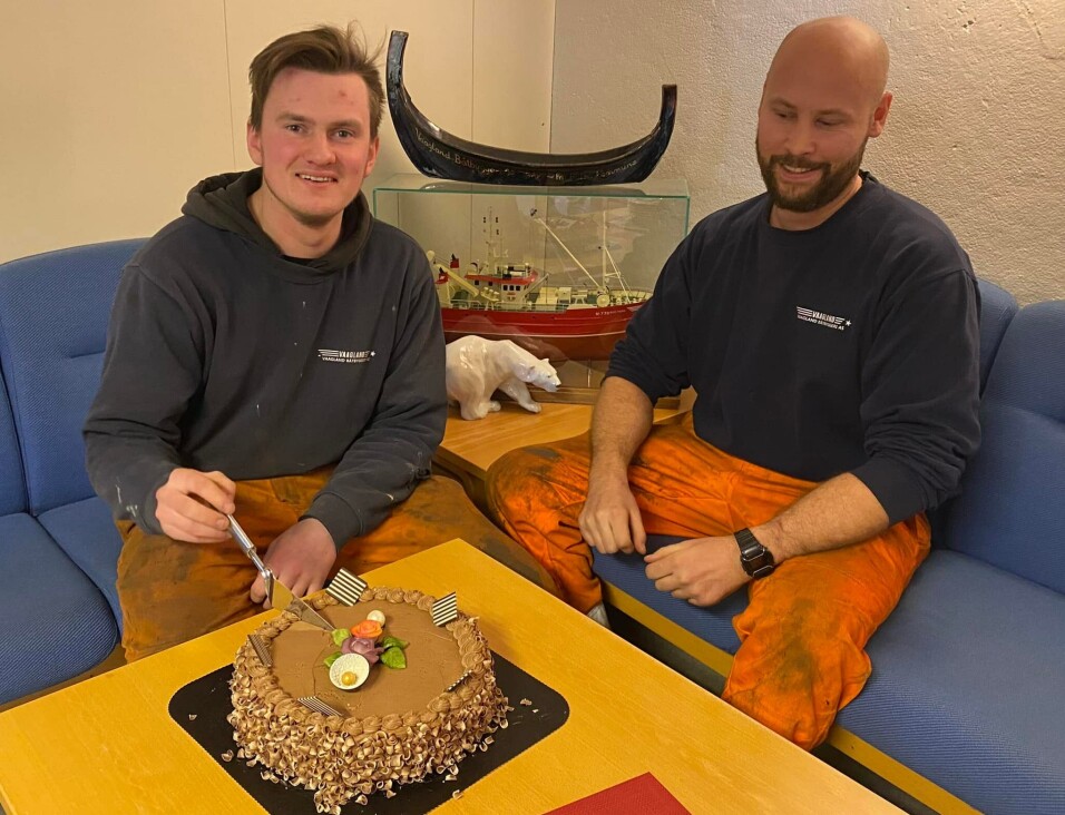 Ola Stivold, industrimekaniker, og Tore Olav Seter hos Vaagland Båtbyggeri.