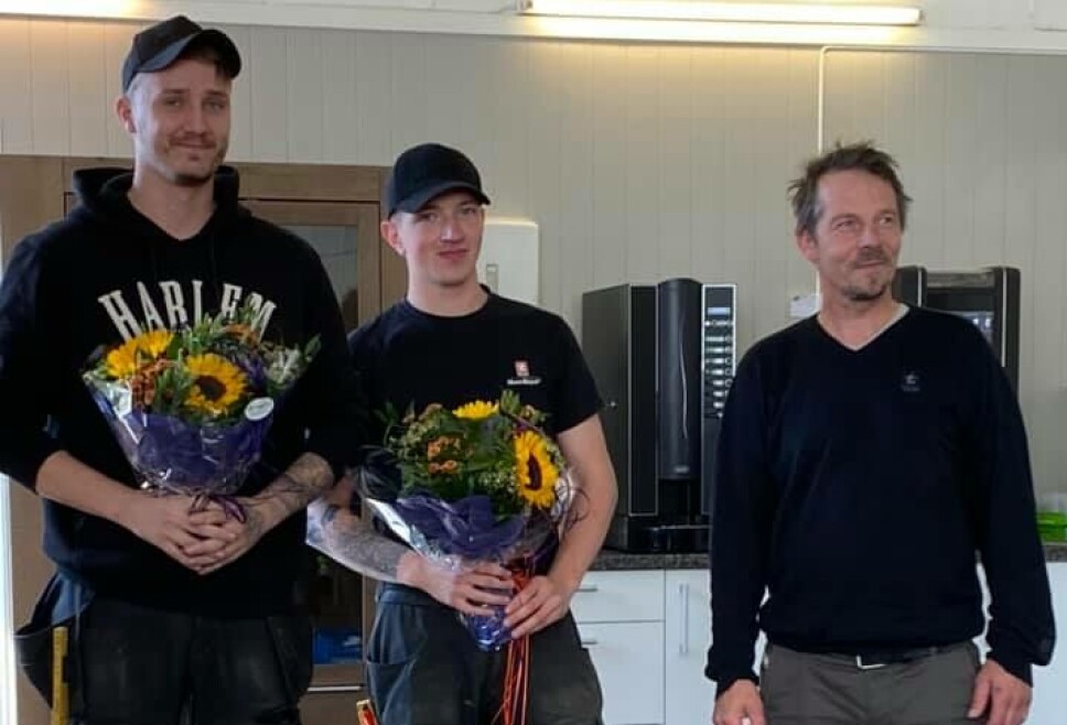 Gaute Blekken og Ola Bæverfjord, begge med fagbrev som tømrer, og Arve Ervik hos Talgø Bygg.