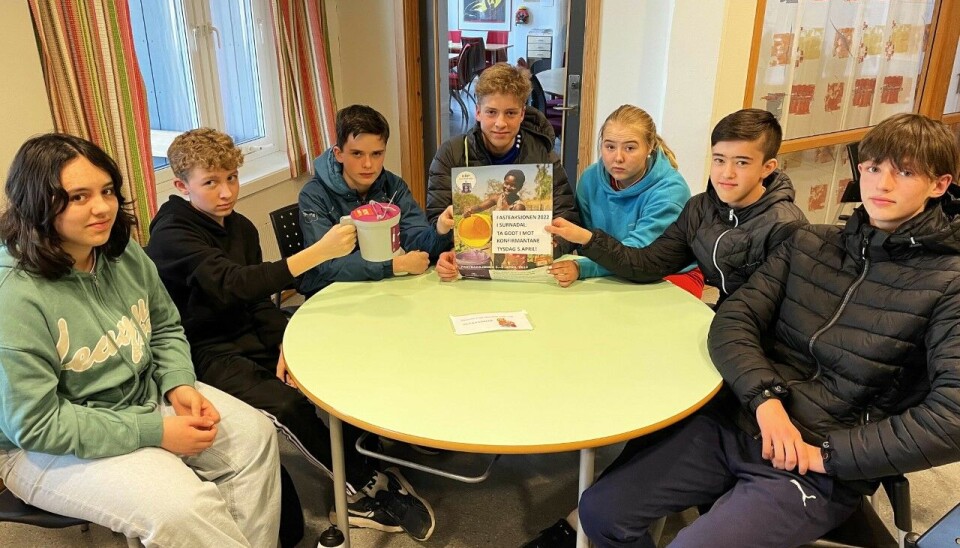 Desse sju er klare til innsats for Kirkens Nødhjelp komande tysdag. Frå venstre Ine, Håkon P, Asbjørn, Håkon B, Elisabeth, Nicolas og Jakob.