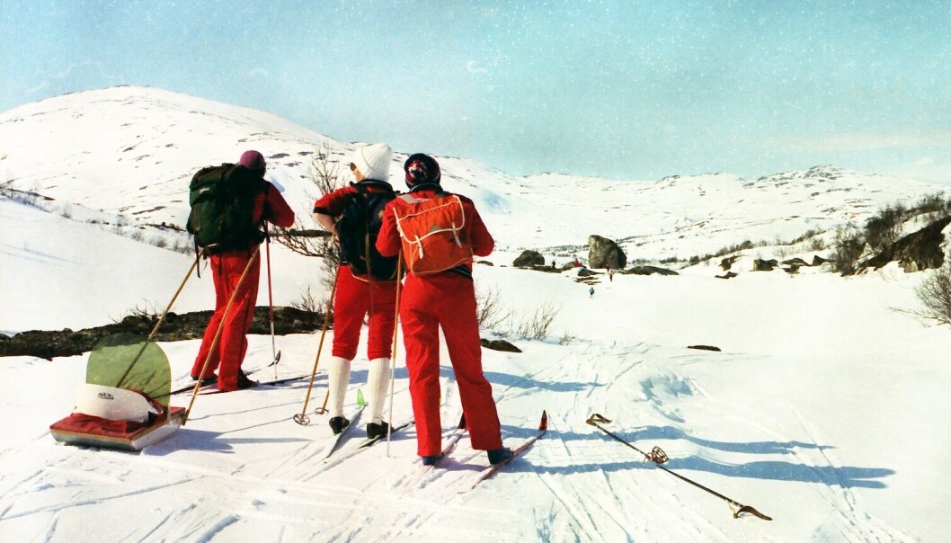 Tror dette må være mellom Svarthatten og Raudfjellet og at det er Bolmtrollhøtta til venstre på bildet. Tror dette må være mellom Svarthatten og Raudfjellet og at det er Bolmtrollhøtta til venstre på bildet.